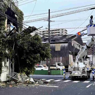 The Yomiuri Shimbun A damaged house is seen on Thursday in Miyazaki Prefecture.