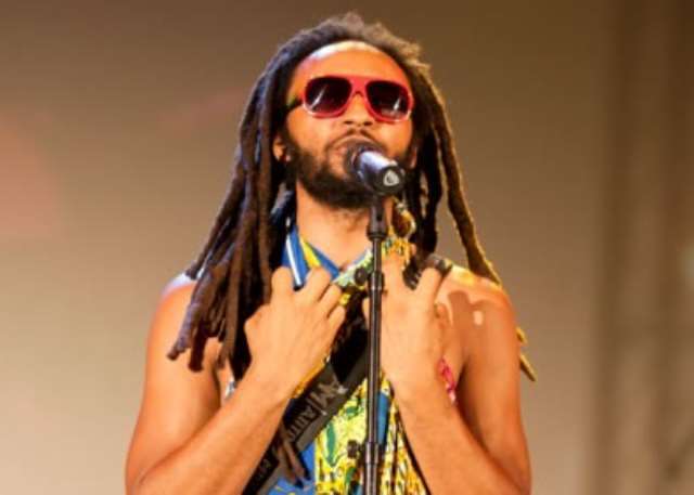 Ghanaian-Romanian musician Wanluv the Kubolor